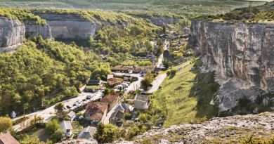 Панорамный вид: Свято-Успенский монастырь