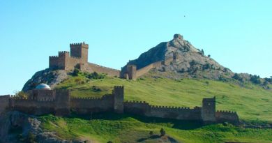 Экскурсии в `Генуэзская крепость в Судаке` из Симферополя